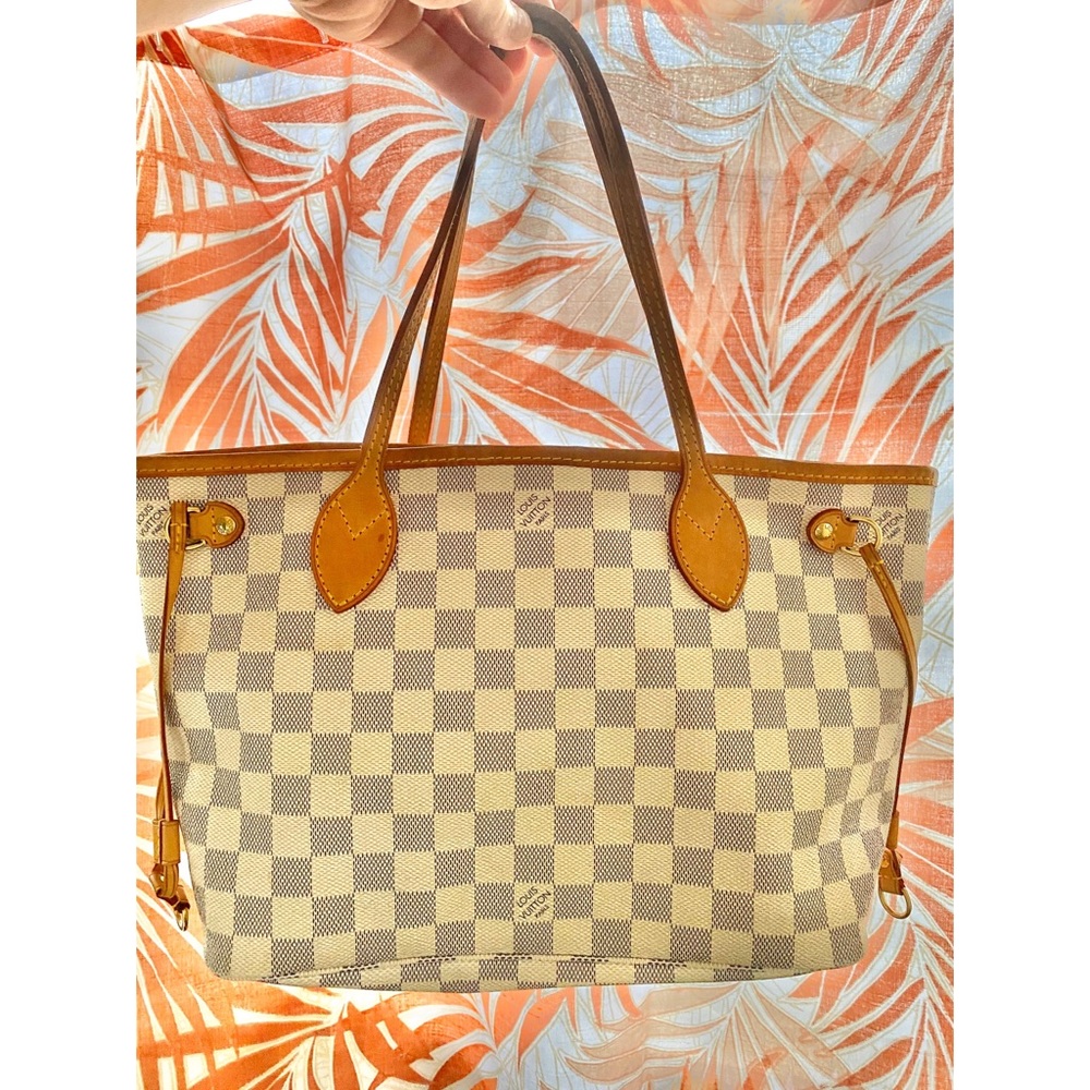 Louis Vuitton Neverfull Damier Azur Retired Size